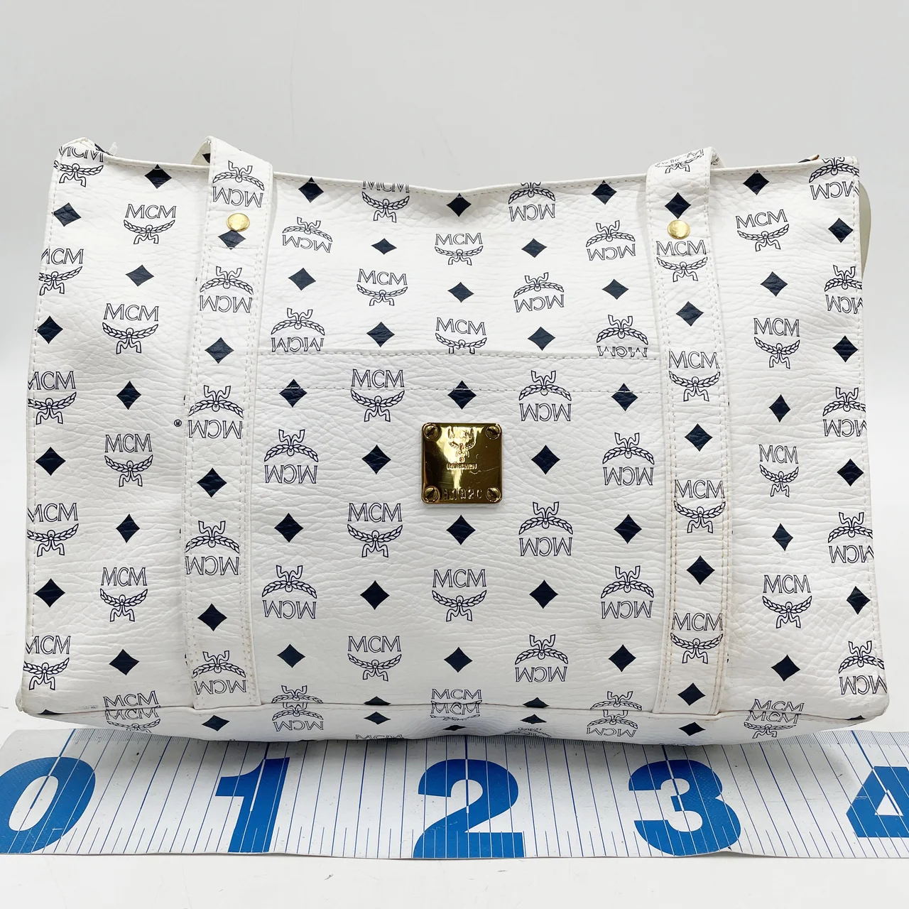 MCM HANDBAG (WHITE)