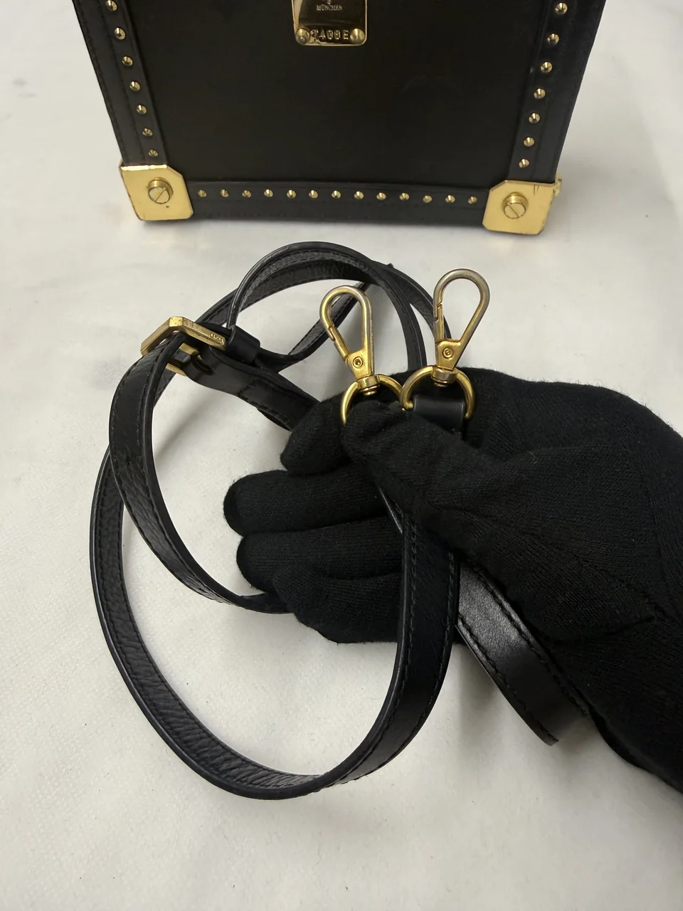 MCM BERLIN TRUNK (BLACK) hover