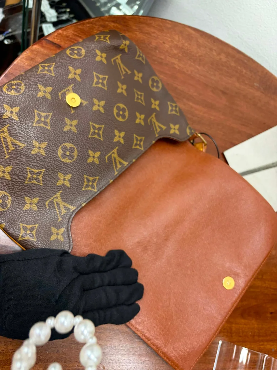 LV MONOGRAM MUSETTE TANGO photo 9