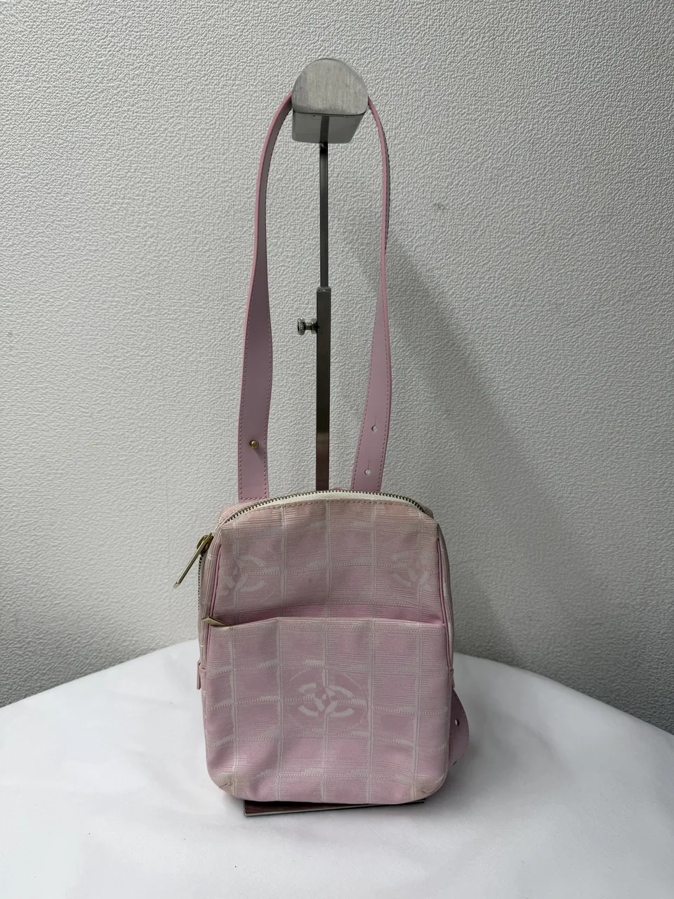 CHANEL NEW TRAVEL LINE SHOULDER BAG (8 SERIAL CODE) view 12