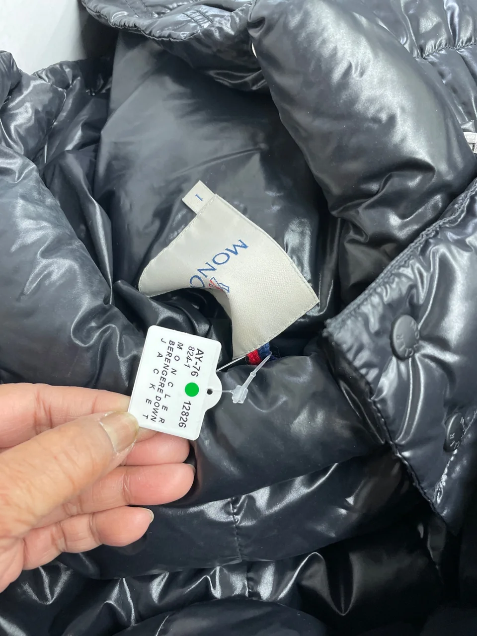 AY-76 824-1 MONCLER BERENGERE DOWN JACKET