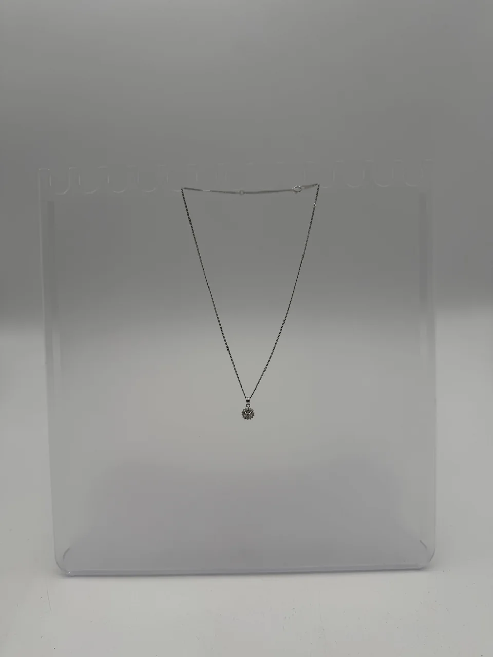 PT850/900 DIAMOND NECKLACE FD0.31CT 4.4G hover