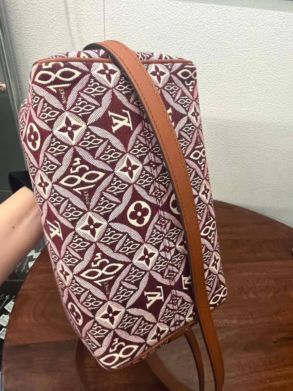 LV MONOGRAM JACQUARD SINCE1854 SPEEDY BANDOULIERE 25 view 4