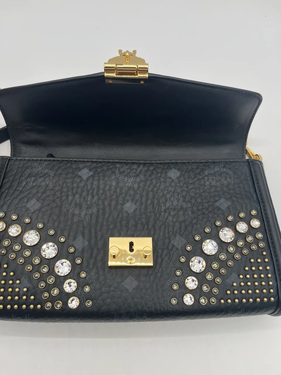 MCM VICETOS SHOULDER BAG (BLACK) view 7