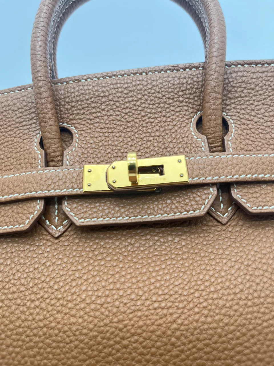 HERMES BIRKIN 25 (TOGO, GOLD, □M STAMP) view 5