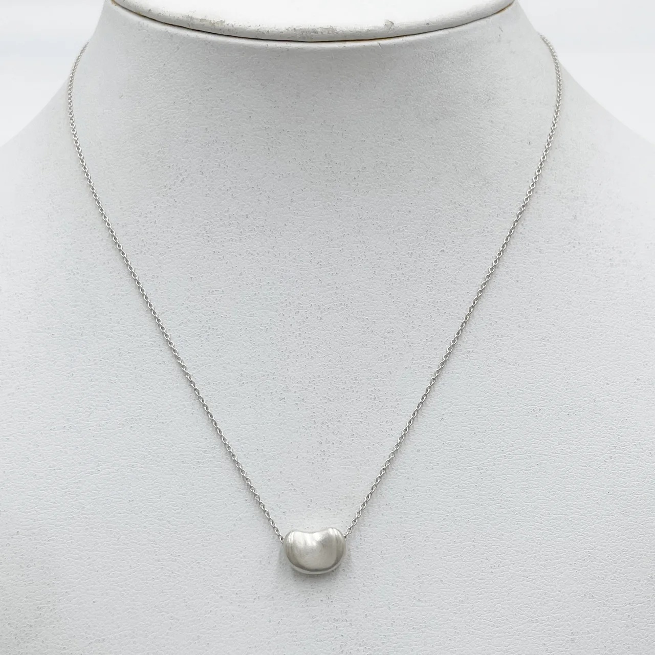 TIFFANY&CO. BEAN NECKLACE hover