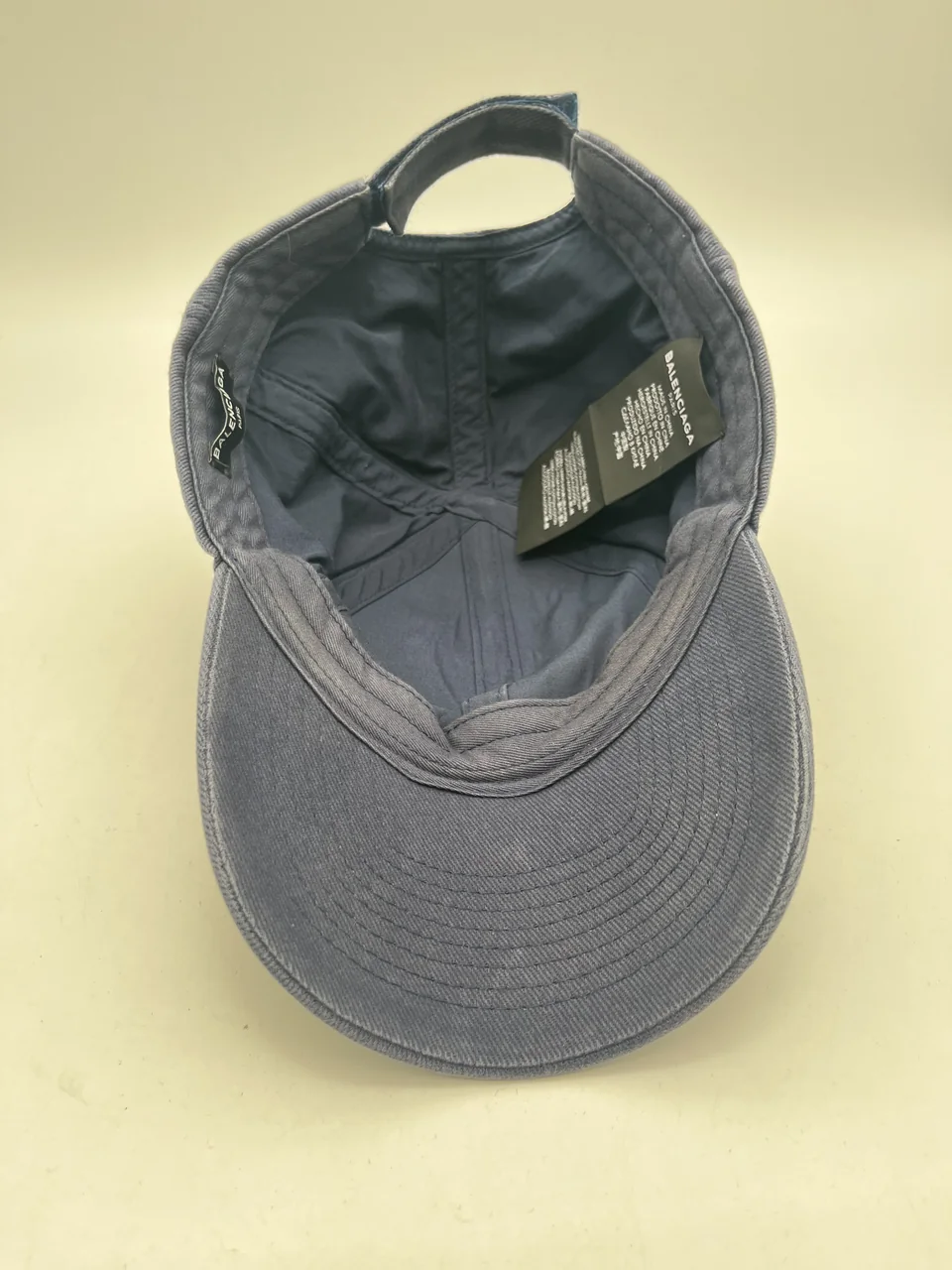 BALENCIAGA CAP view 3
