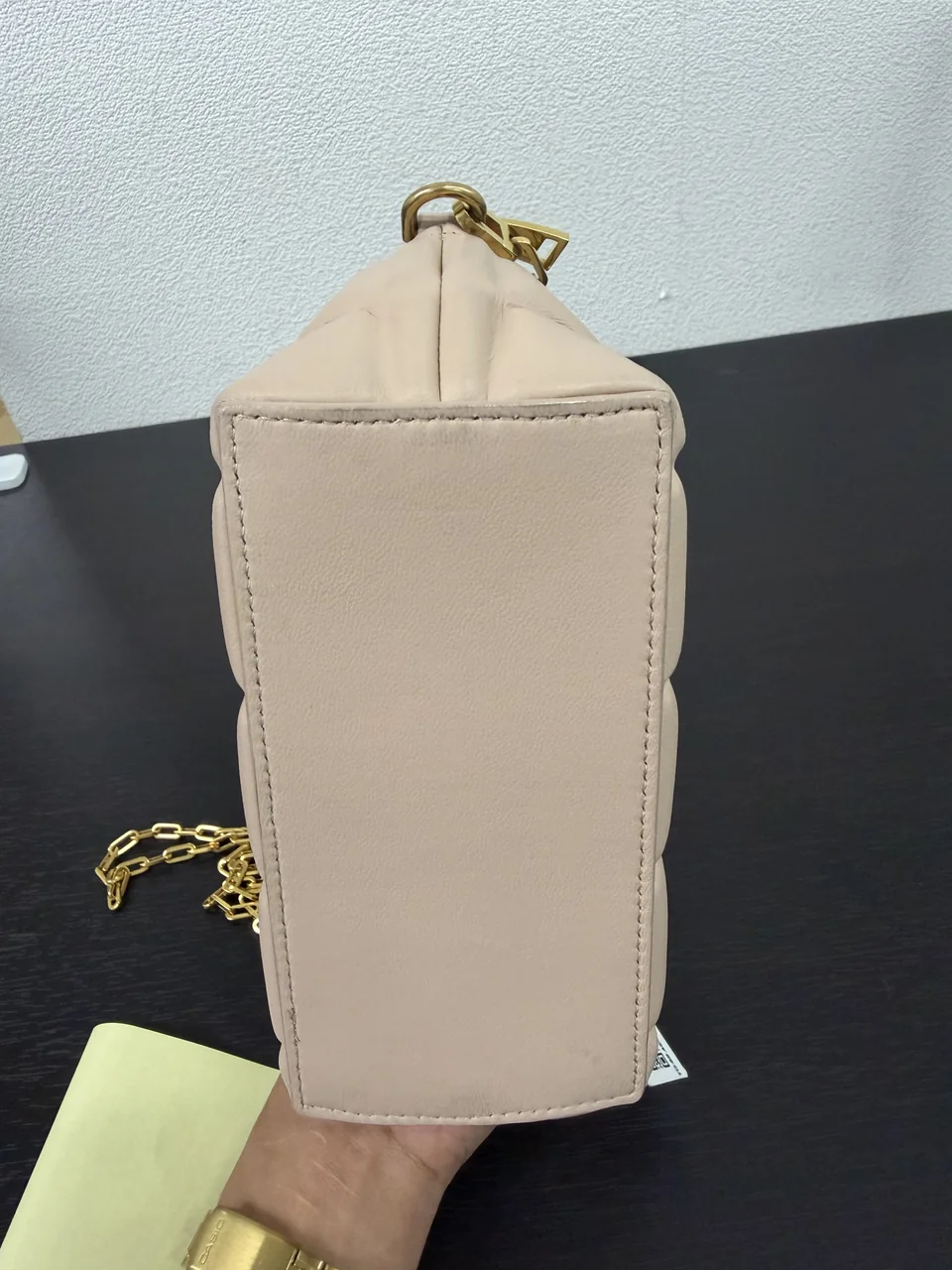 TG-58 398-10 BOTTEGA VENETA PATENET CHAIN SHOULDER BAG (BEIGE) view 7