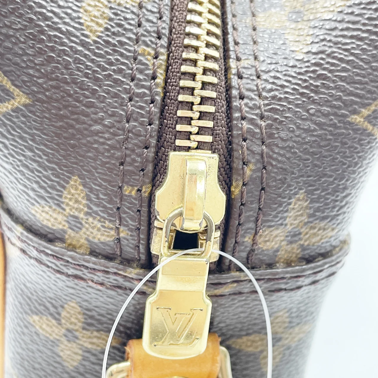 LV MONOGRAM TROCADERO 30 view 4
