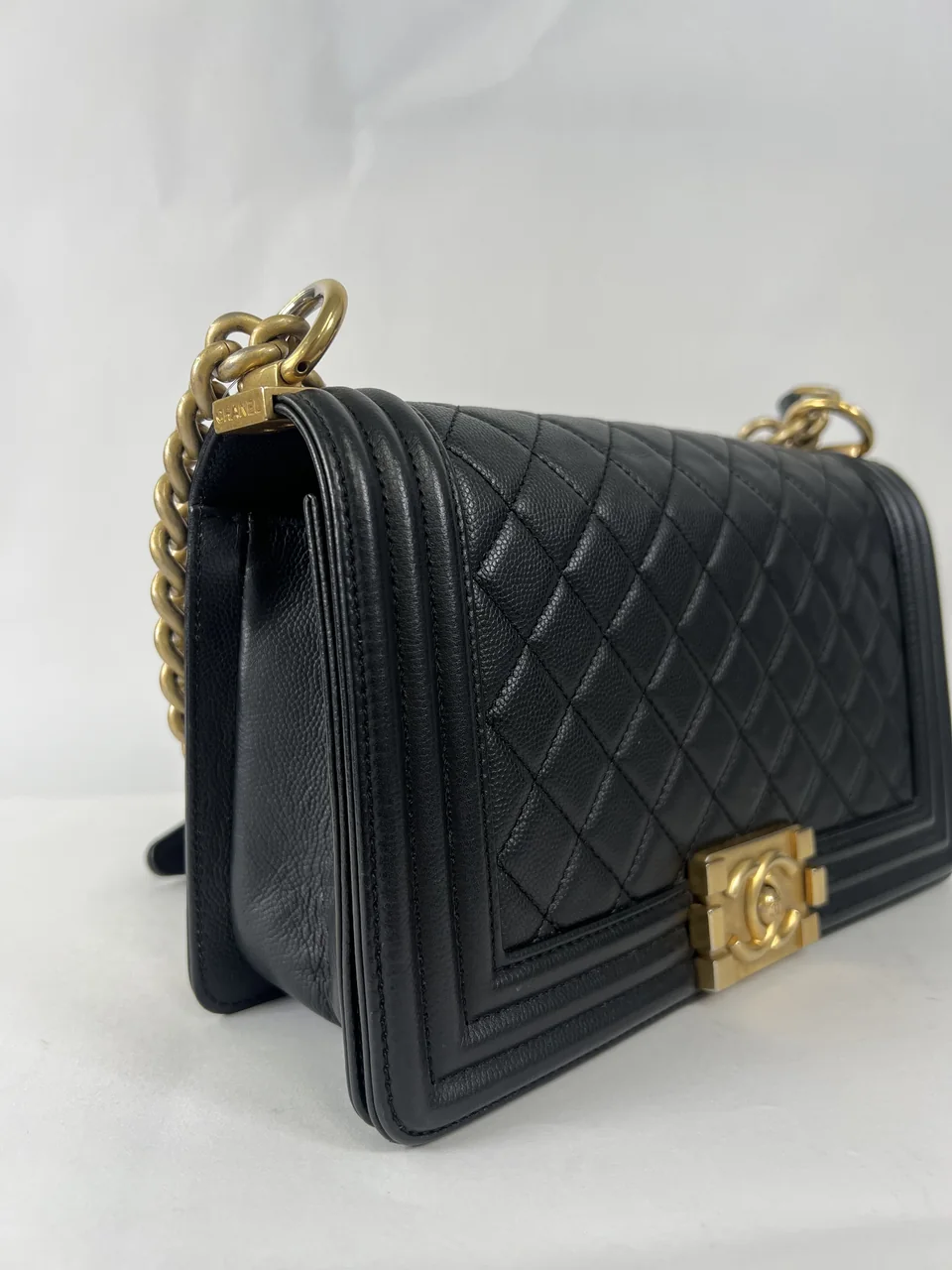 CHANEL CAVIAR LE BOY 25 view 10