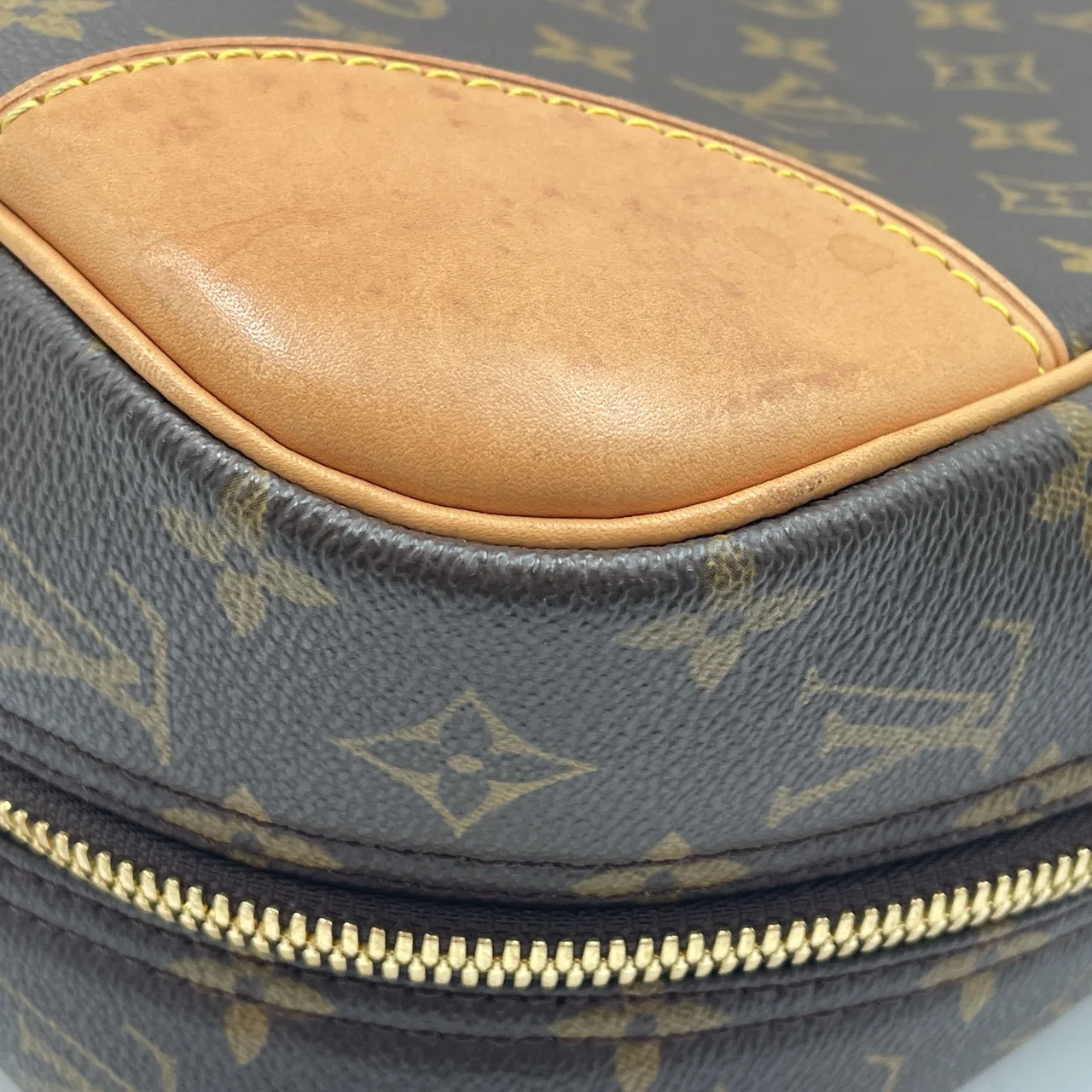 LV MONOGRAM SIRIUS 55 view 9