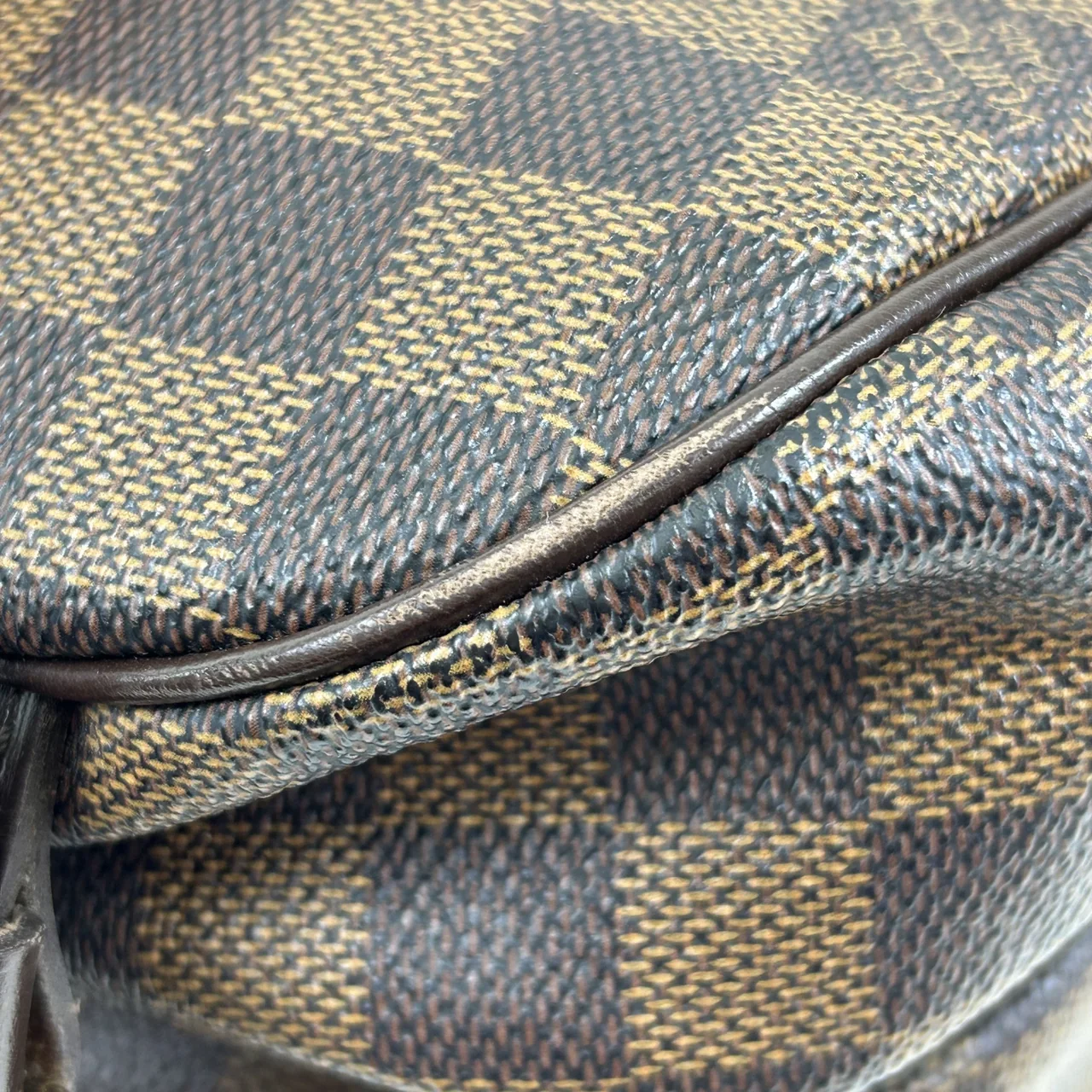 LV DAMIER SAUMUR 30 view 5