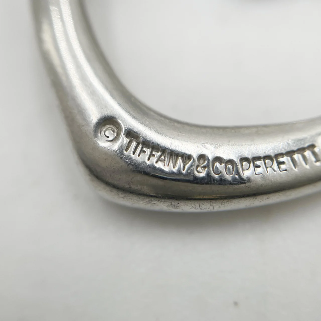 TIFFANY&CO. OPEN HEART NECKLACE view 8