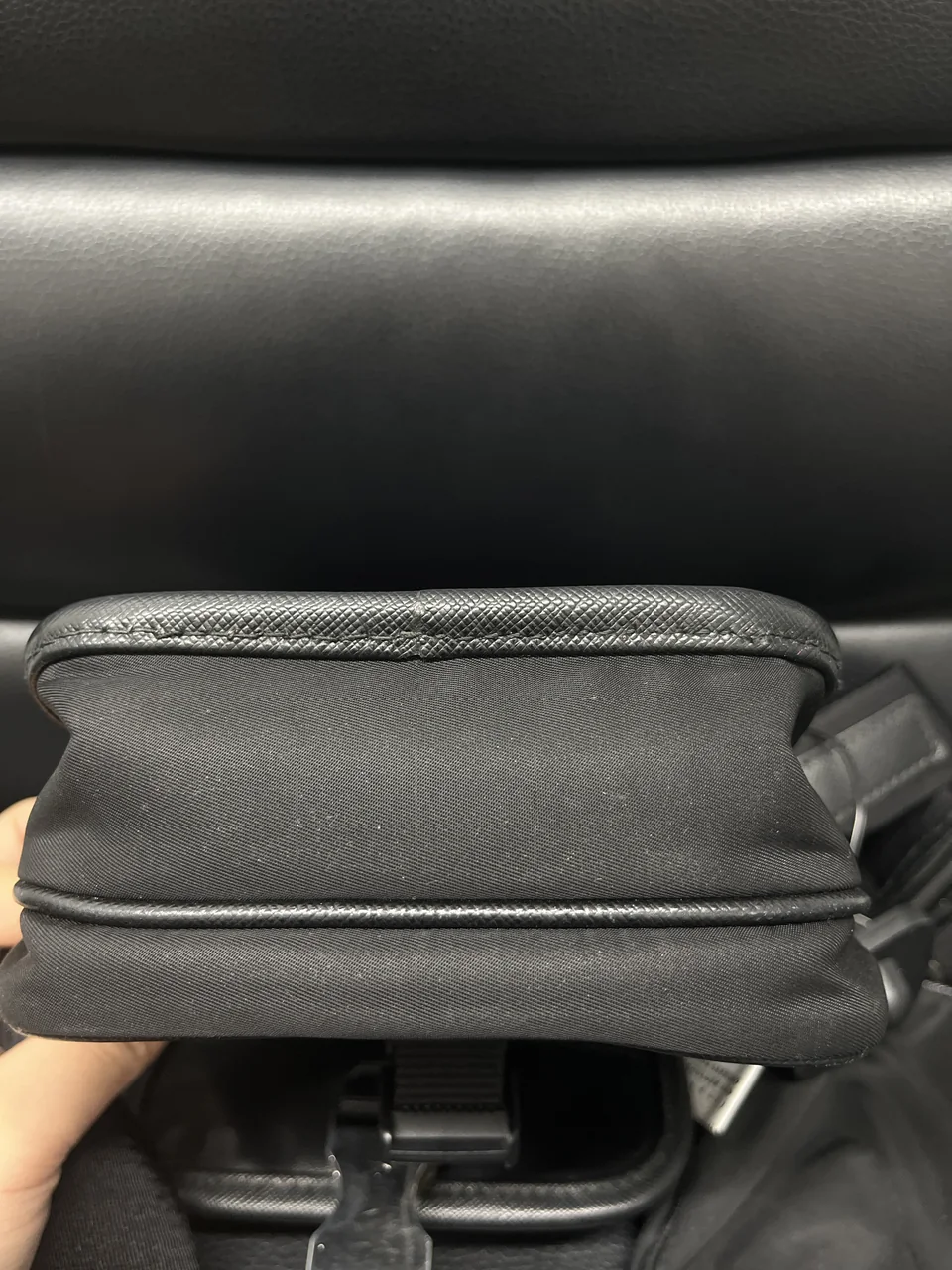 PRADA SAFFIANO SHOULDER BAG (BLACK) photo 3