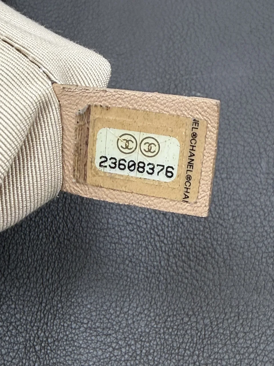 CHANEL MATELASSE CLICK LABEL BAG view 3