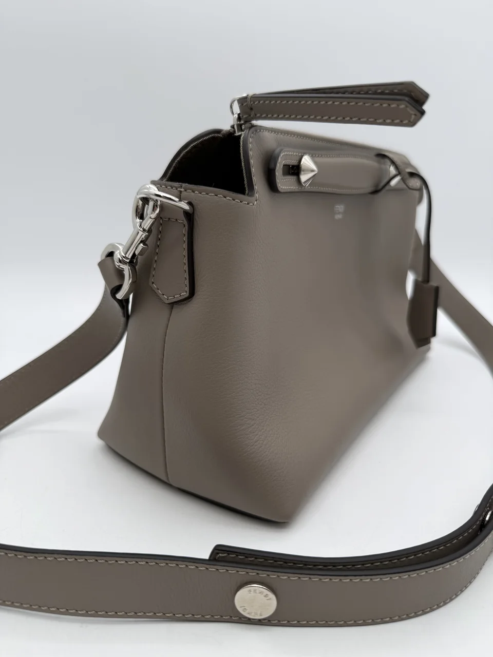 FENDI BY THE WAY MEDIUM (GRAY) view 13