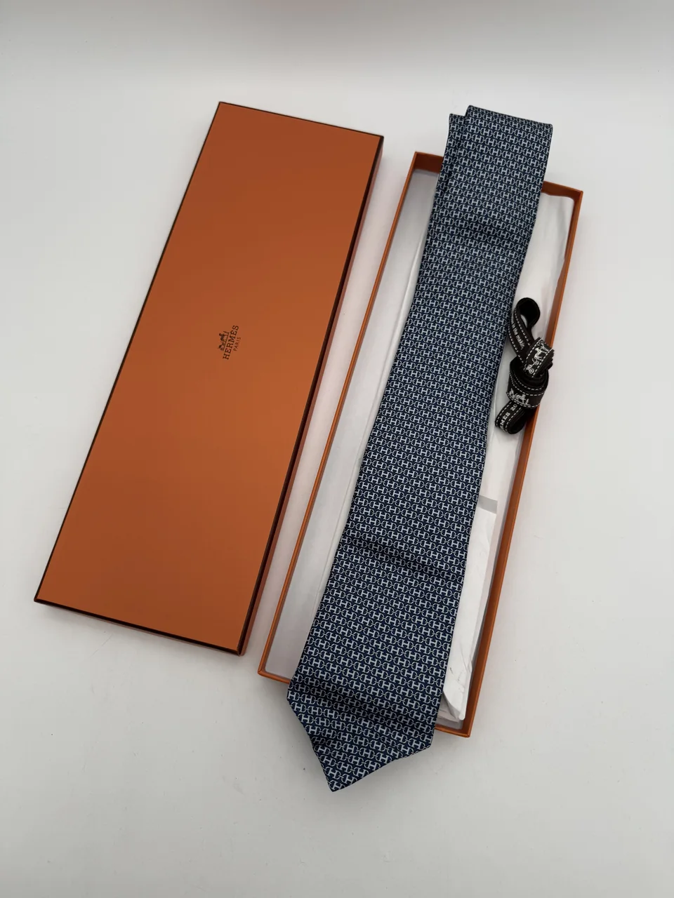 HERMES NECKTIE view 3