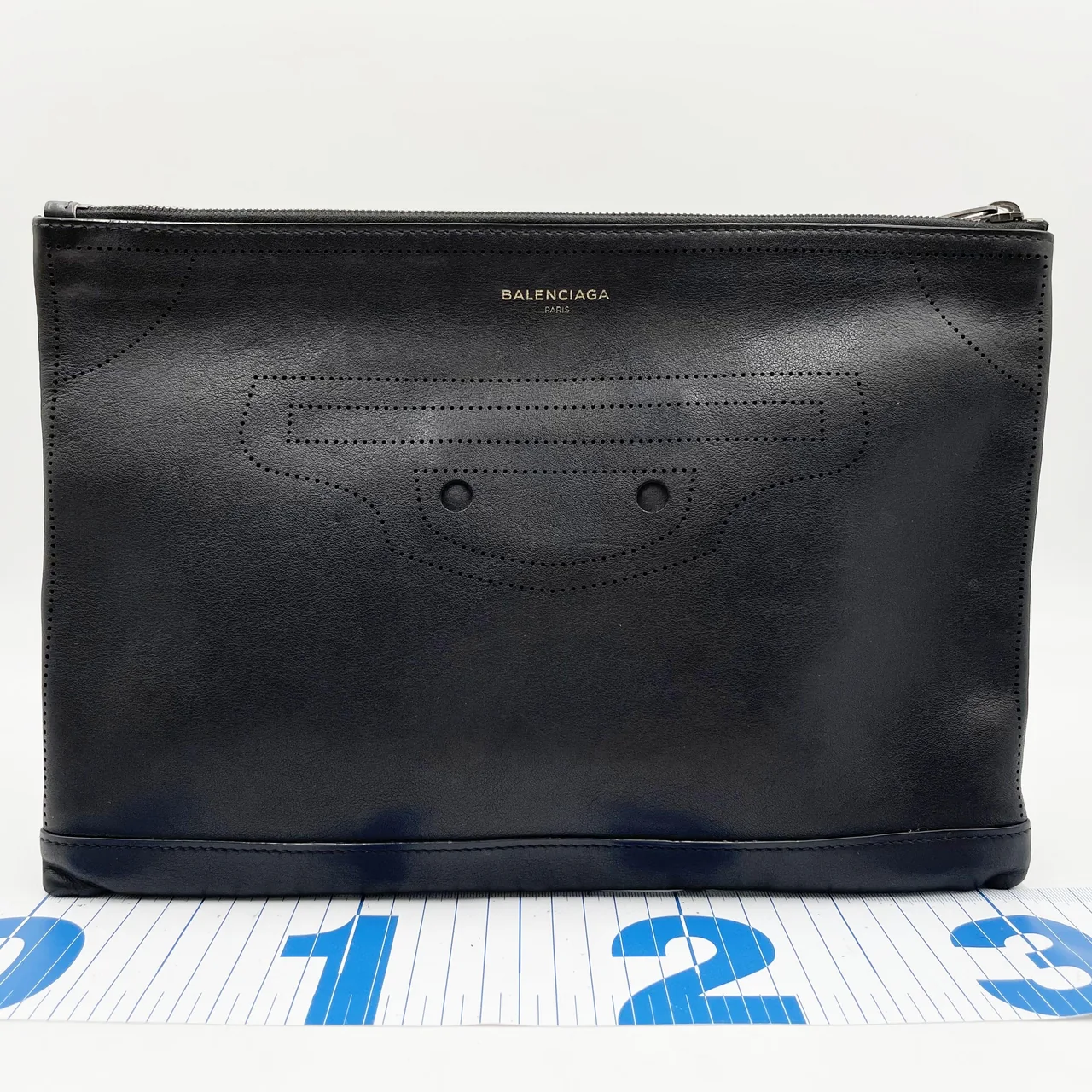 BALENCIAGA CLUTCH BAG (BLACK)