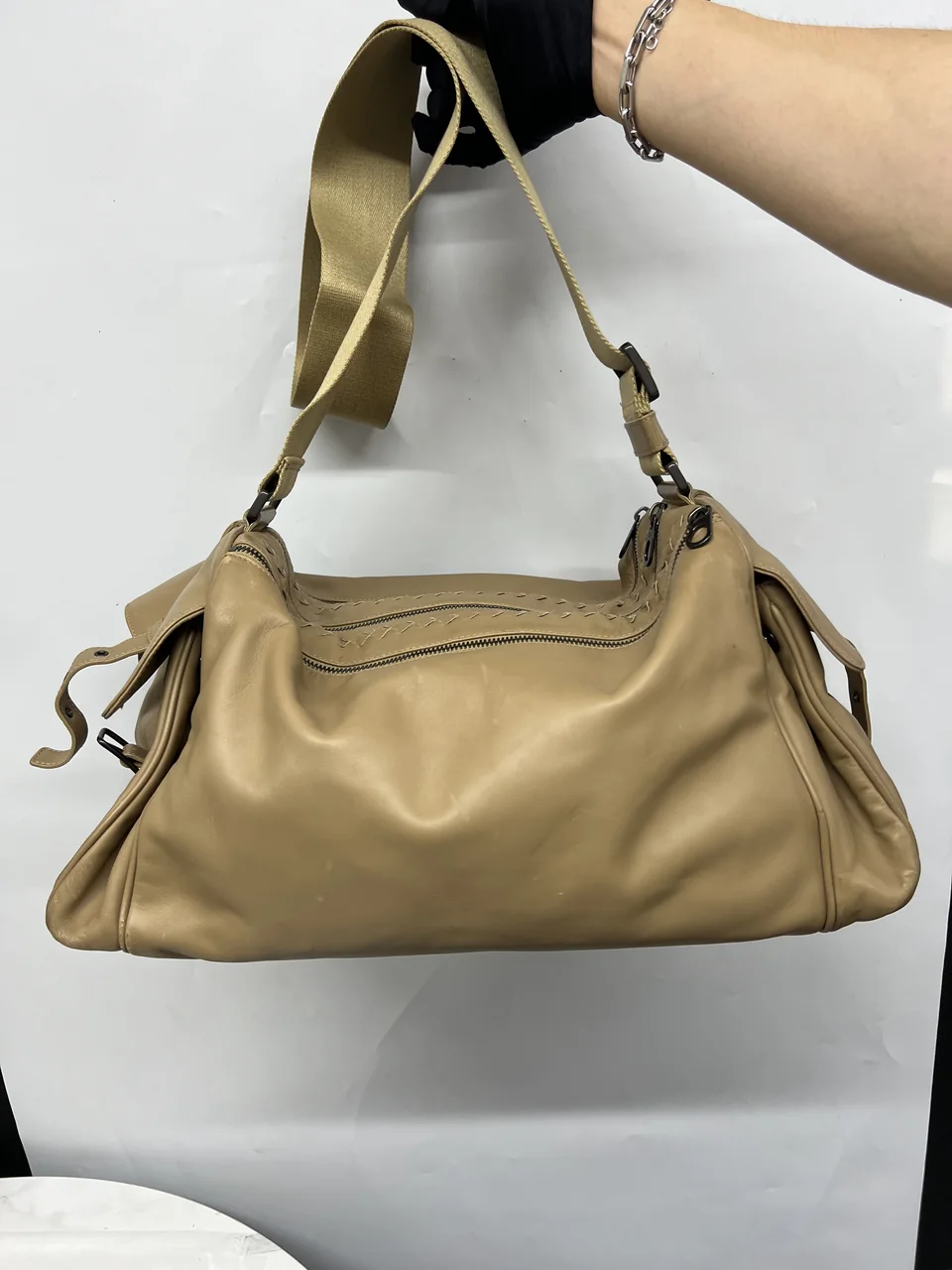 BOTTEGA VENETA SIDE POCKET ZIP POST SHOULDER BAG