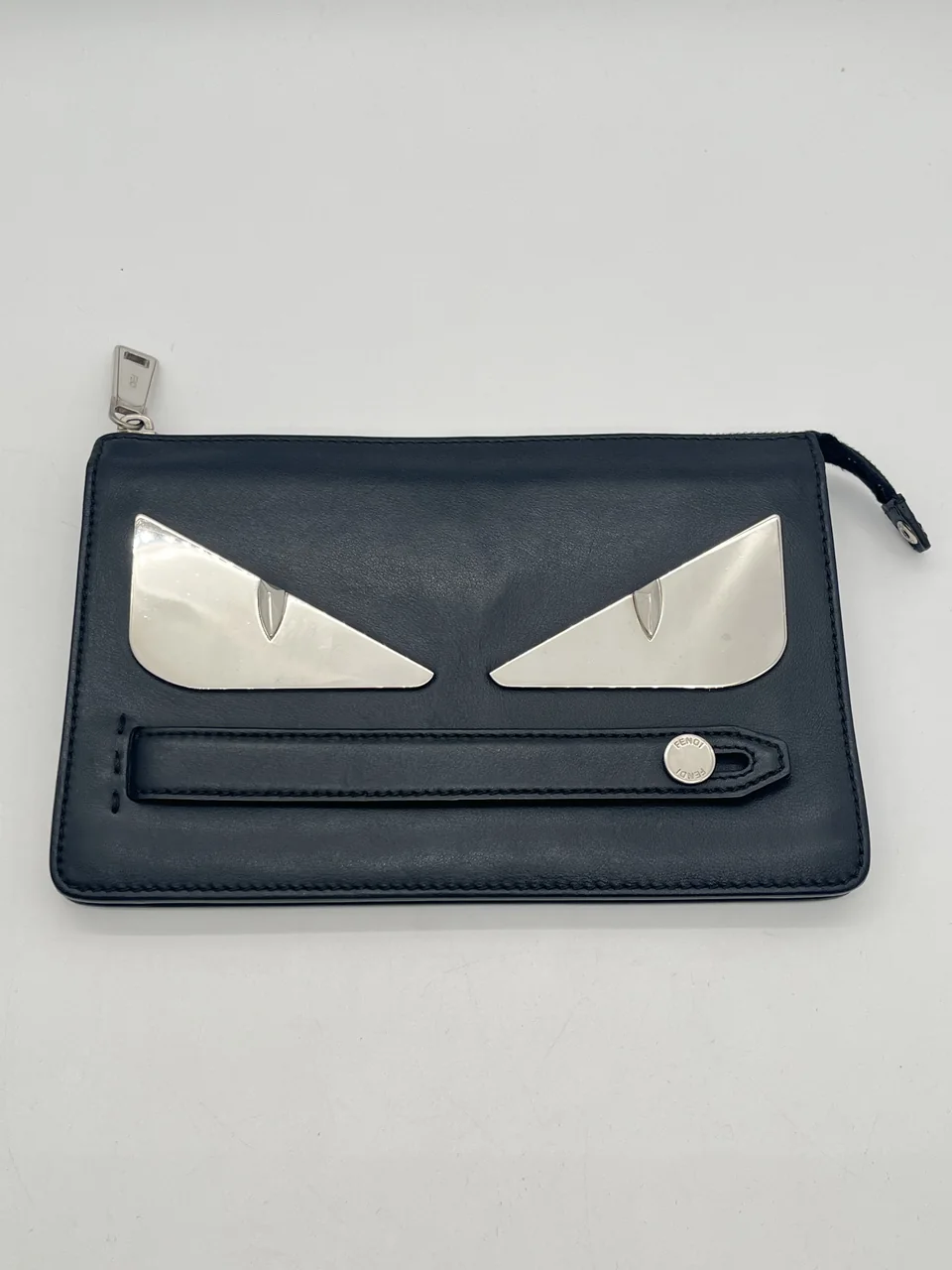 FENDI BUGS EYE CLUTCH (BLACK)