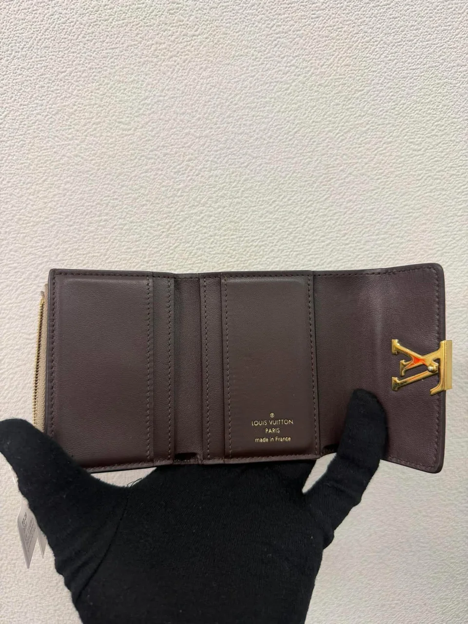 LV TAURILLON PORTEFEUILLE CAPUCINE XS view 5
