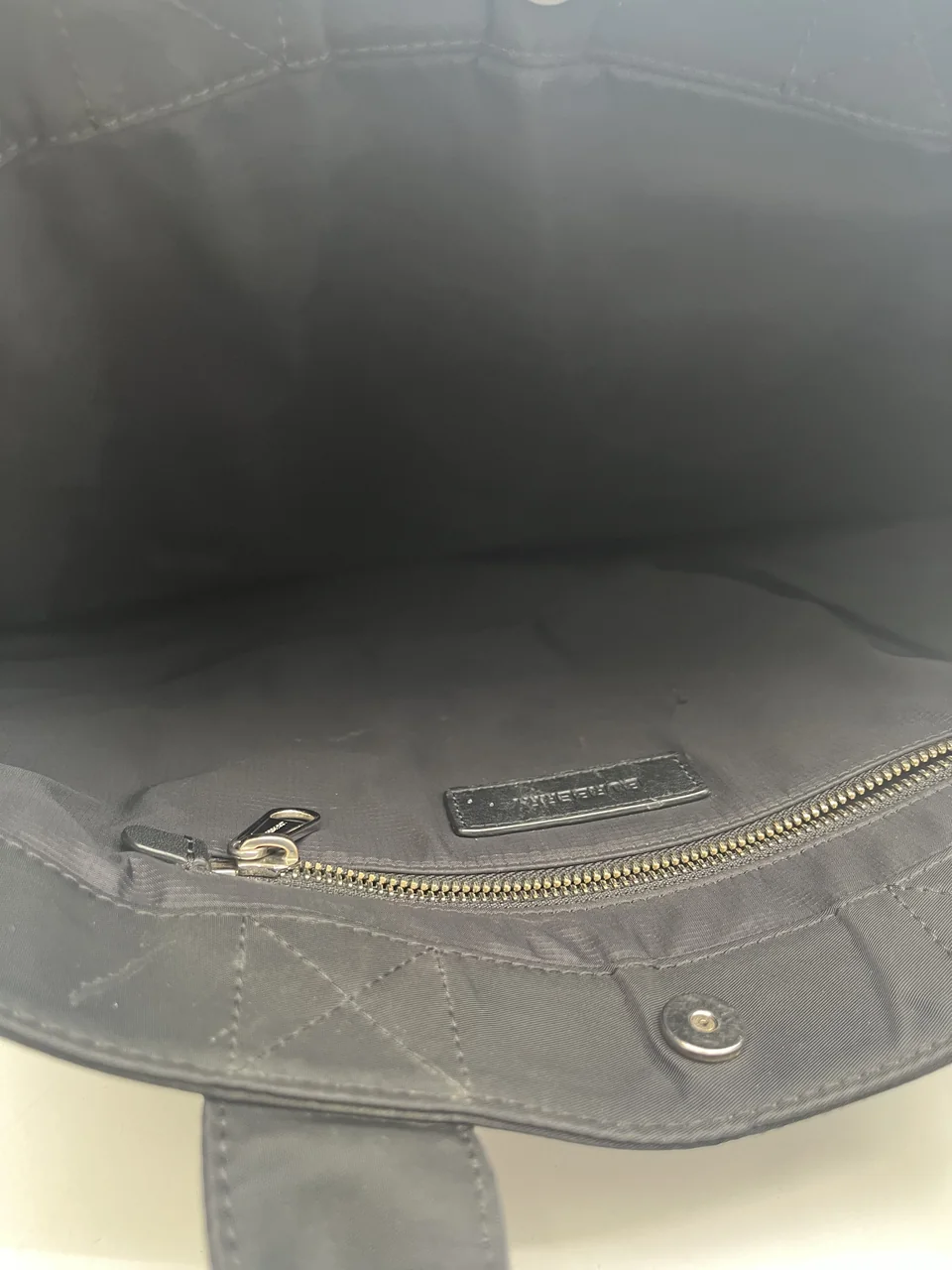 BURBERRY TOTE BAG view 7