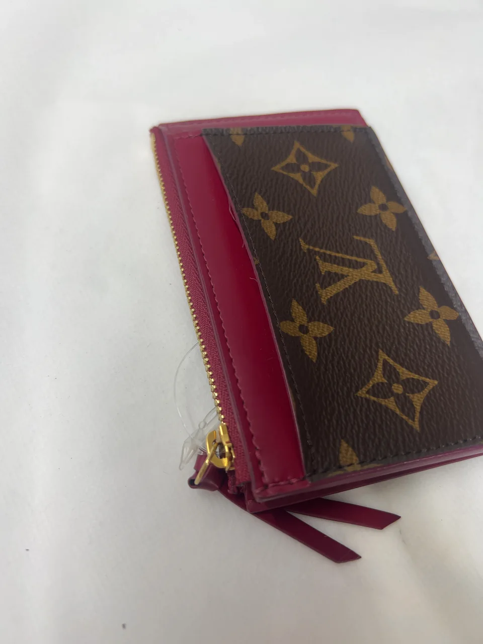 LV MONOGRAM FUCHSIA PORTE CLEE ZIP photo 5