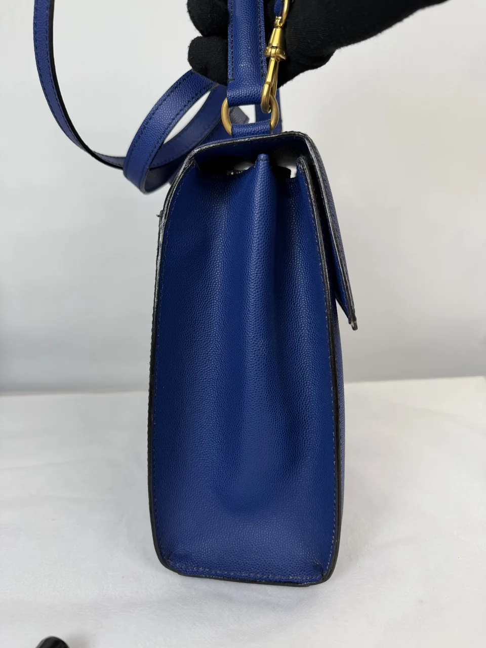 CELINE TRIOMPHE HANDBAG (BLUE) view 4