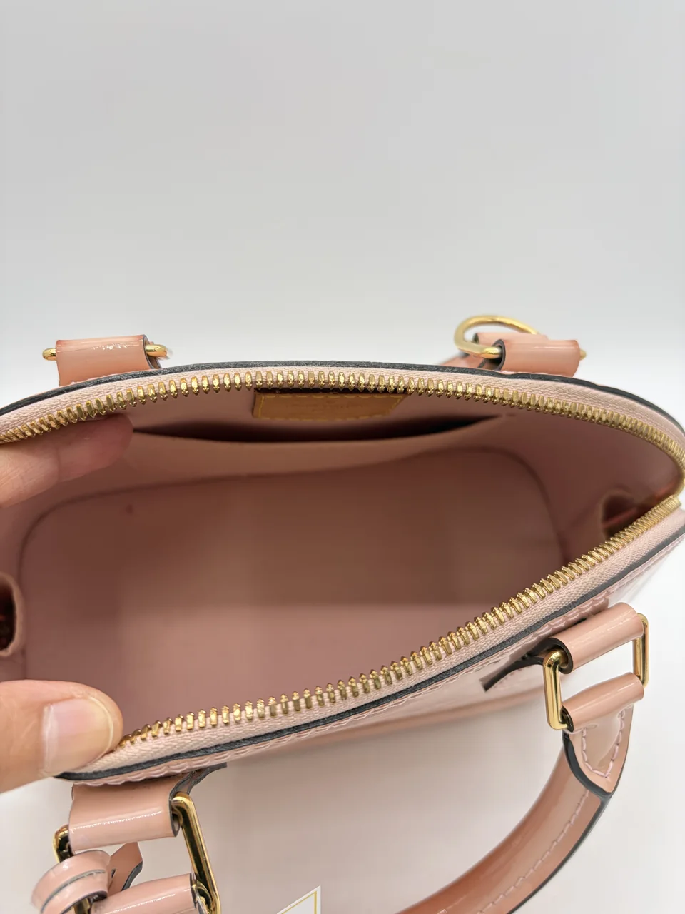LV VERNIS ALMA view 8