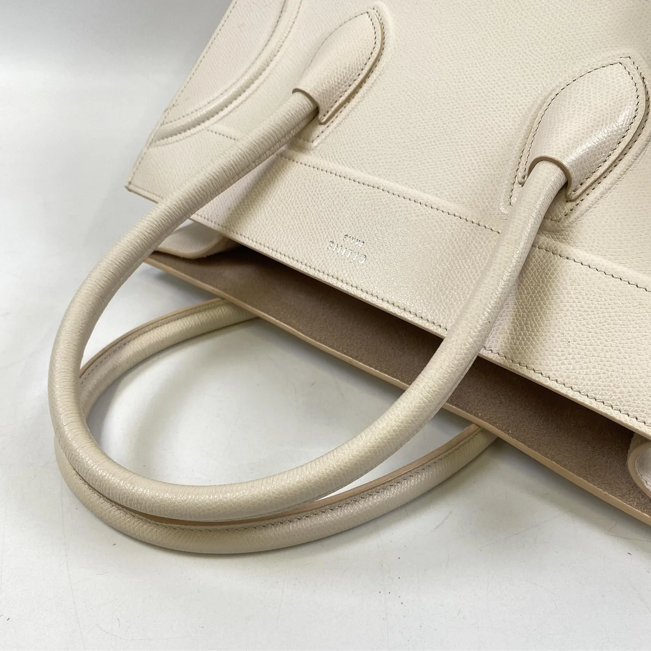 CELINE LUGGAGE PHANTOM HANDBAG (WHITE) view 14