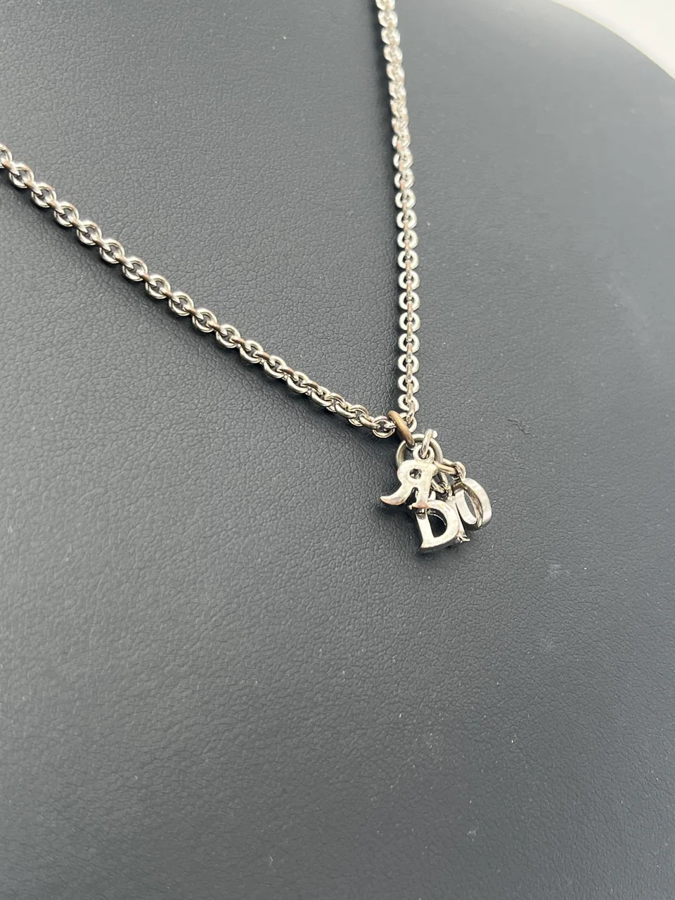 DIOR NECKLACE hover