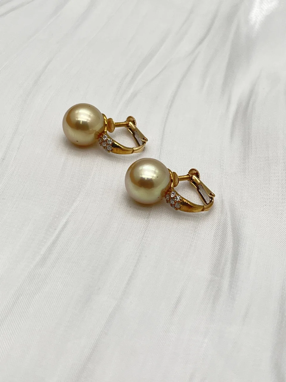 K18 PEARL EARRINGS 10.75/10.90MM FD0.16CT 6.8G view 4