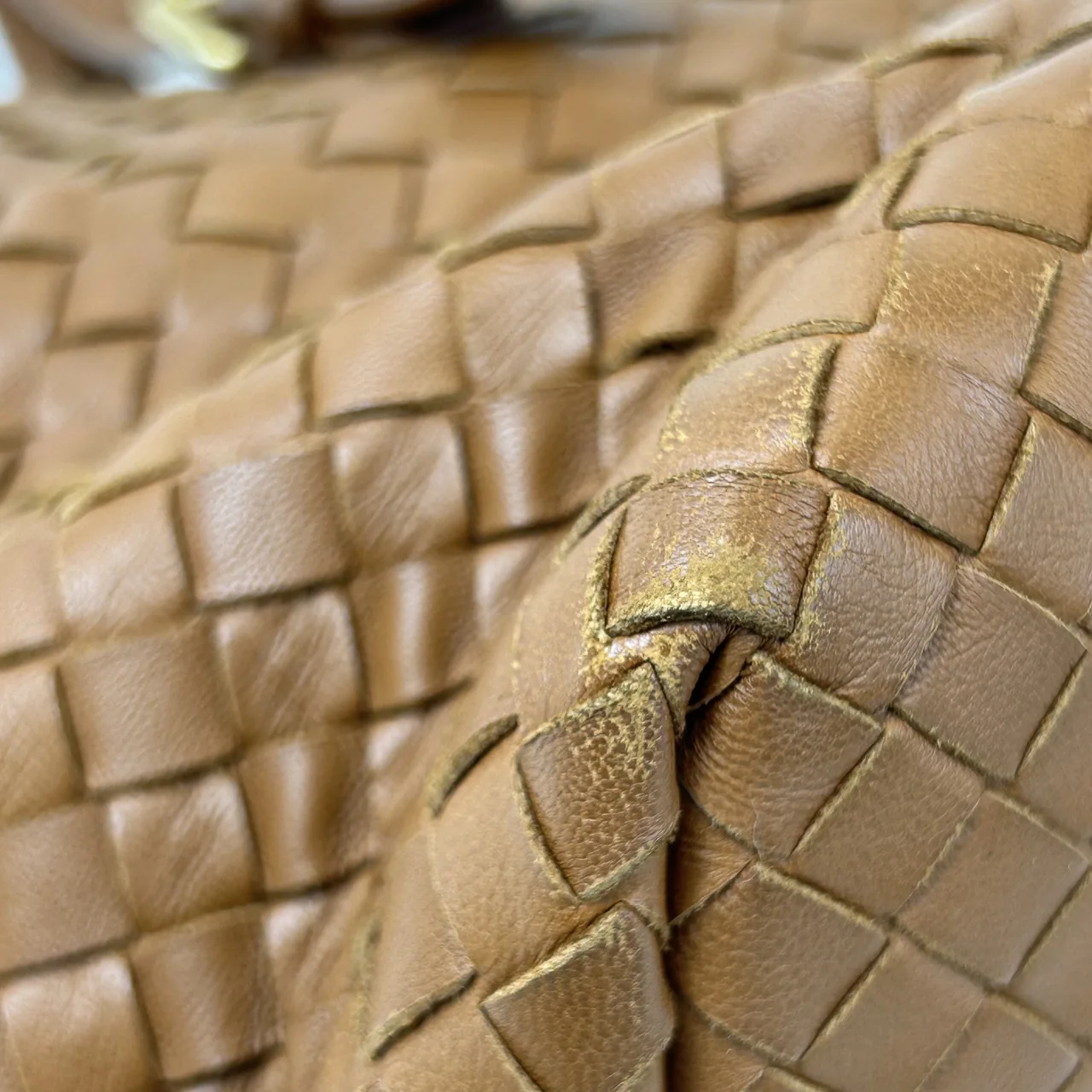 BOTTEGA VENETA INTRECCIATO HANDBAG (BROWN) view 4