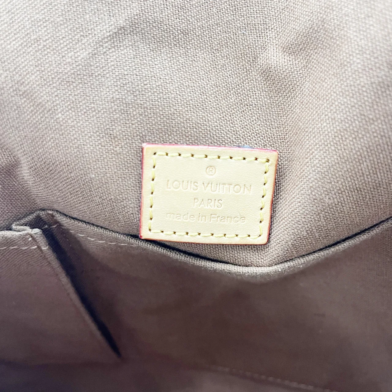 LV MONOGRAM MESSENGER BOSPHORE GM view 4