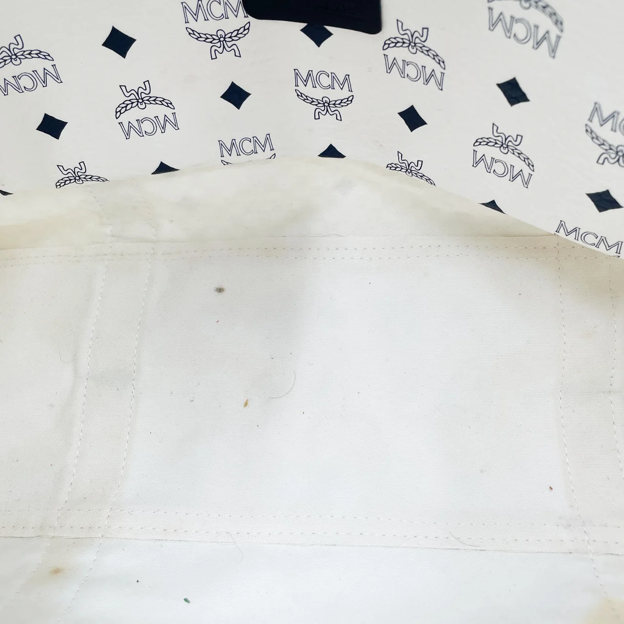 MCM HANDBAG (WHITE) view 9