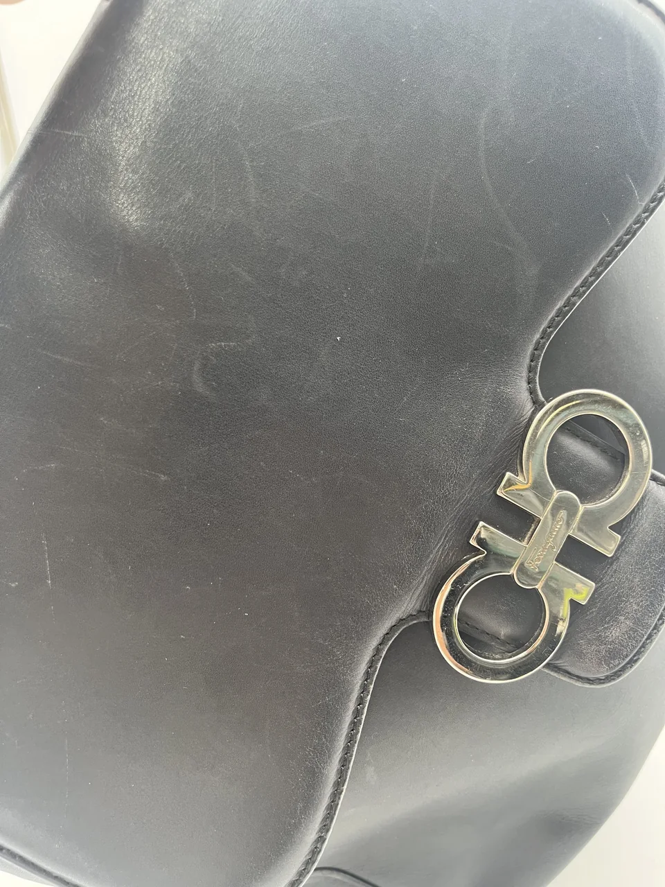 SALVATORE FERRAGAMO DOUBLE GANCINI SHOULDER BAG view 3