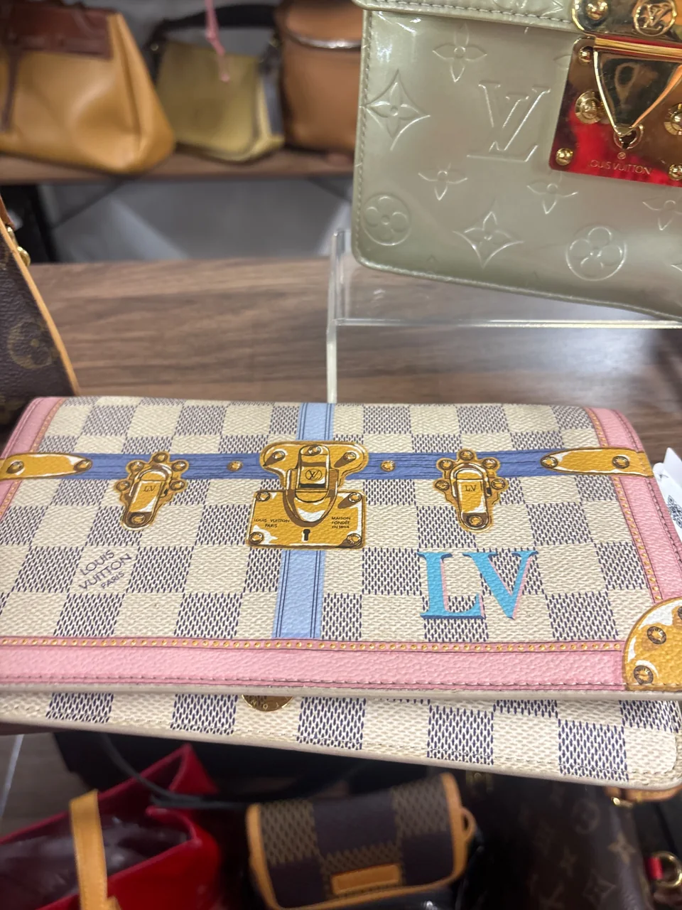 LV AZURE POCHETTE WEEKEND photo 4
