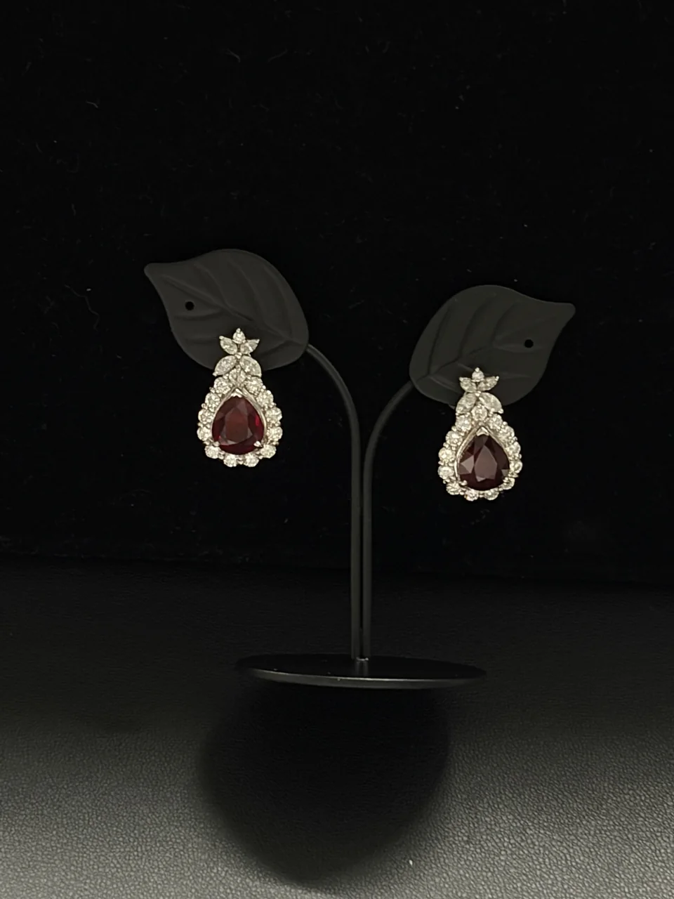 PT900 PIGEON BLOOD RUBY EARRINGS R3.08/2.97CTS D1.2CTS*2 12.7G view 4