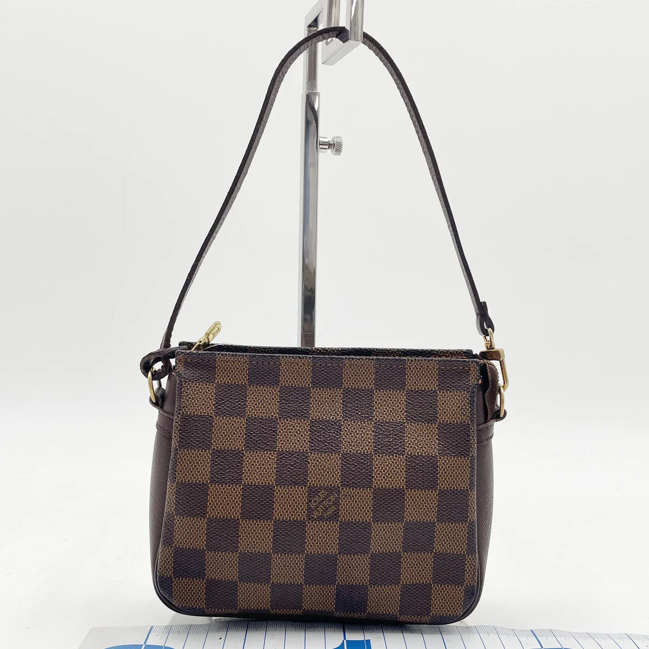 LV DAMIER TROUSSE MAKEUP