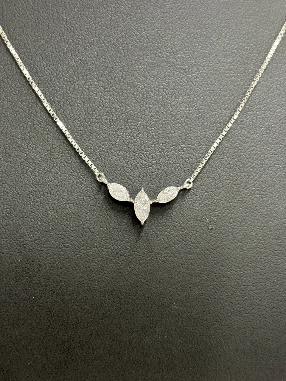 PT850 DIAMOND NECKLACE FD0.84CT 5.2G hover
