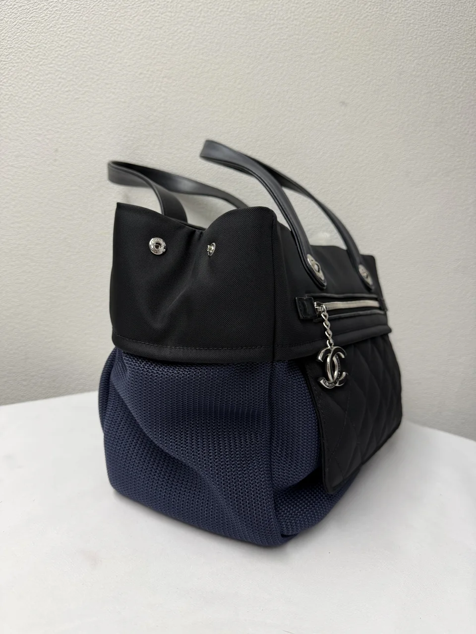 CHANEL TOTE BAG (17 SERIAL CODE) photo 3