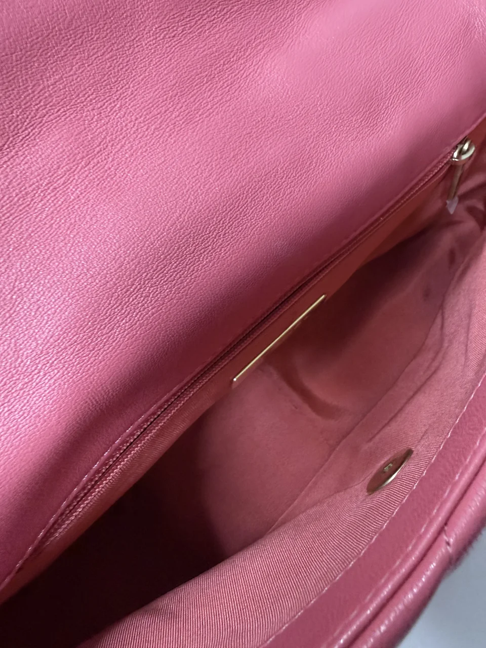 CHANEL LAMB SKIN 19 CHAIN SHOULDER BAG view 11