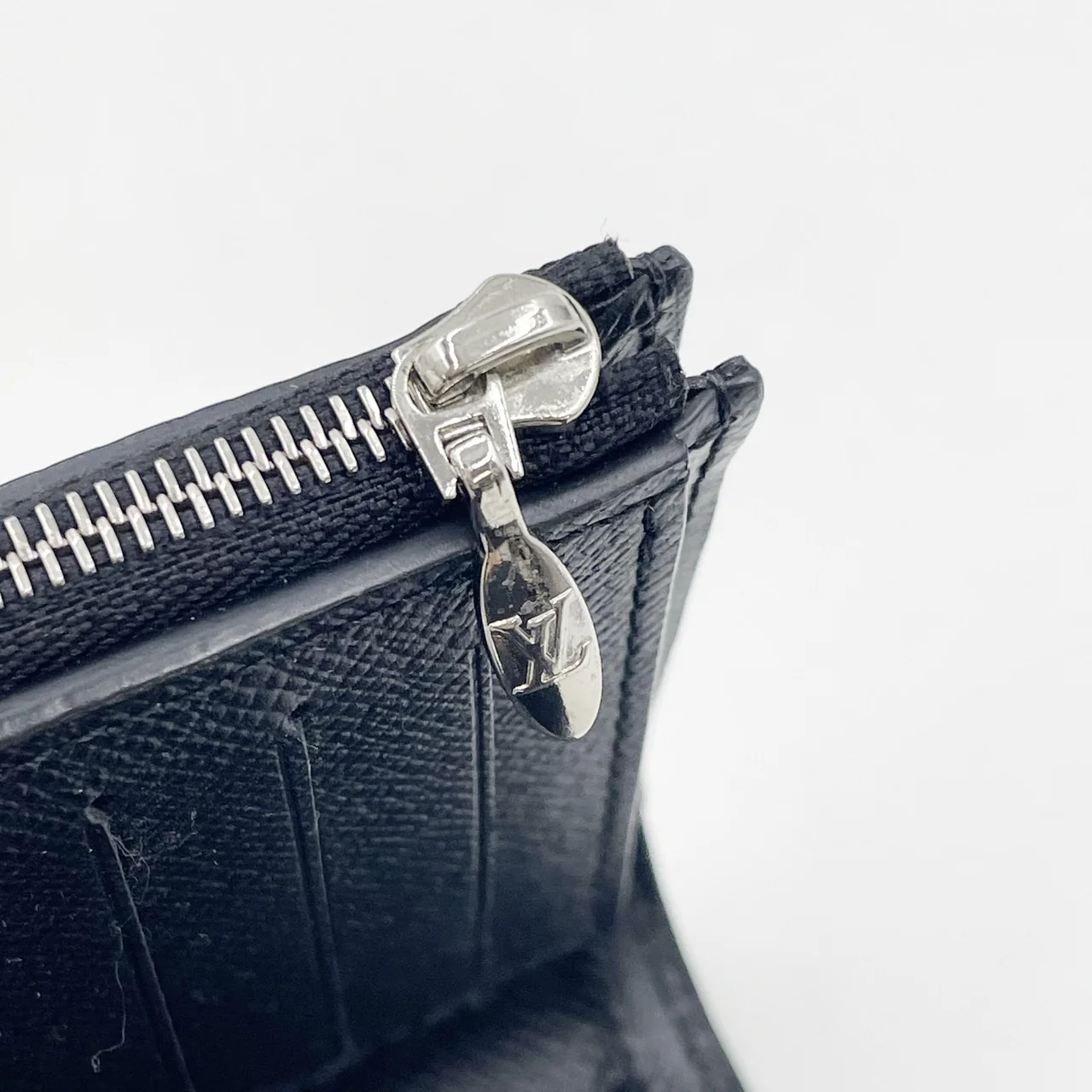 LV EPI PORTEFEUILLE TWIST COMPACT view 11
