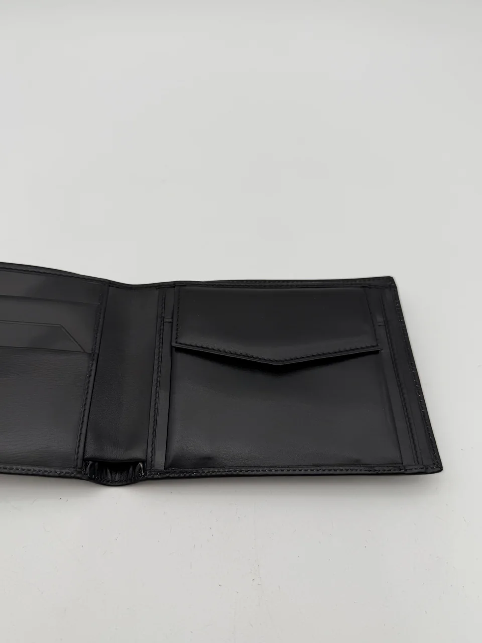 CELINE WALLET hover