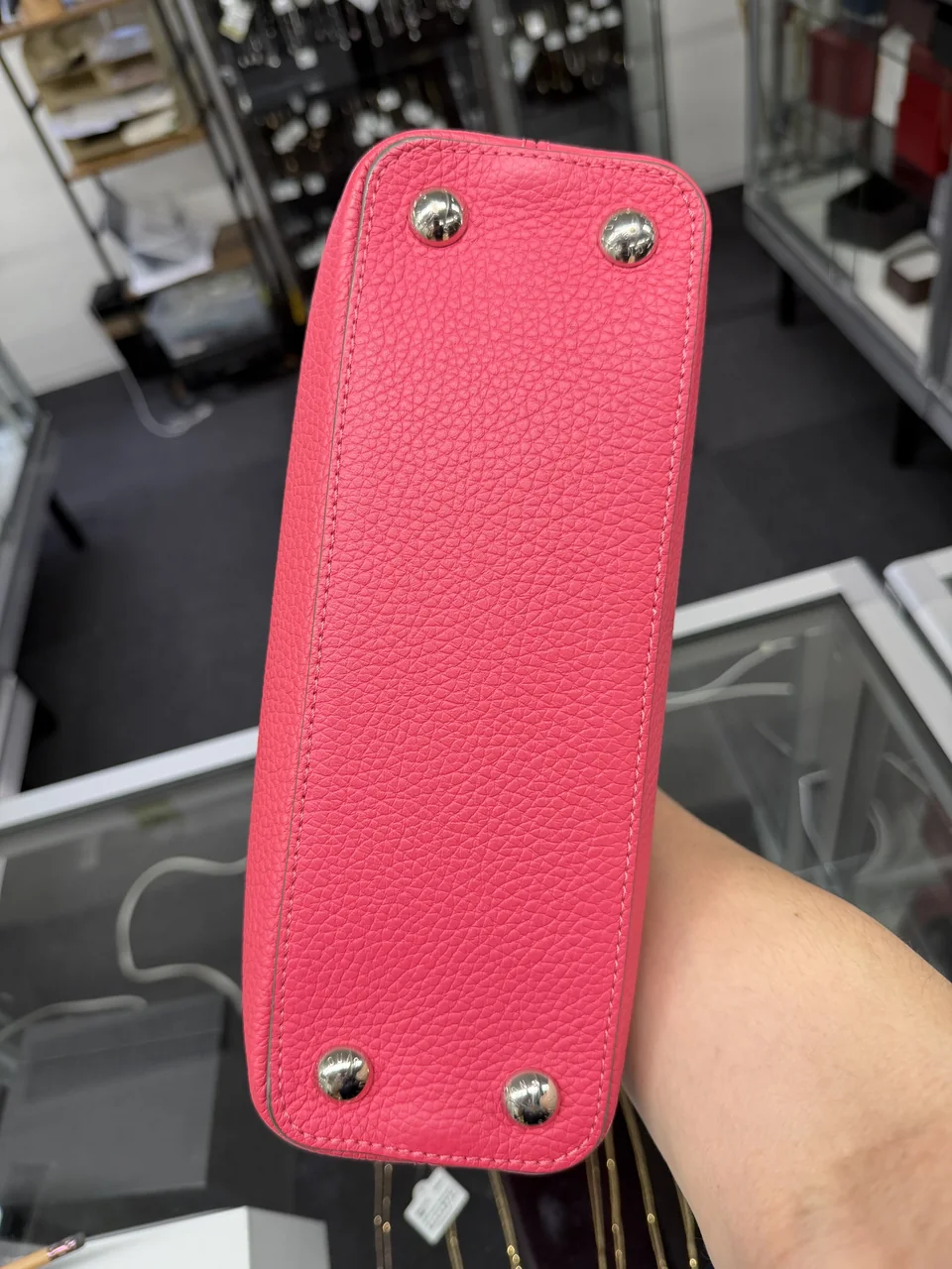 LV M52990 CAPUCINE view 6