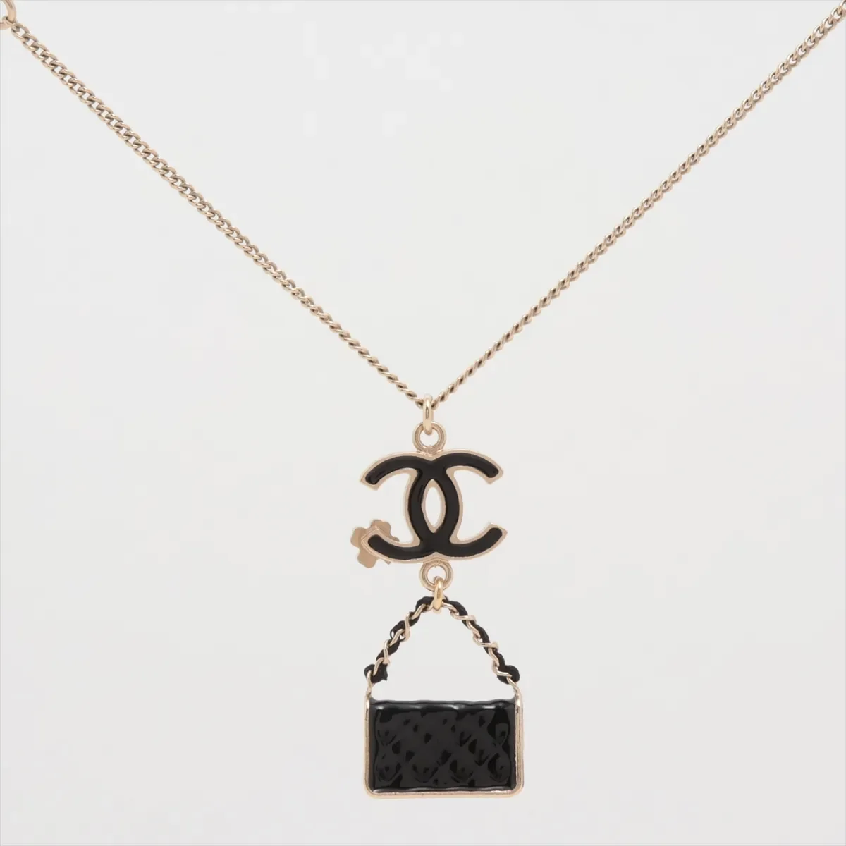CHANEL COCO MARK BATELASSE NECKLACE hover
