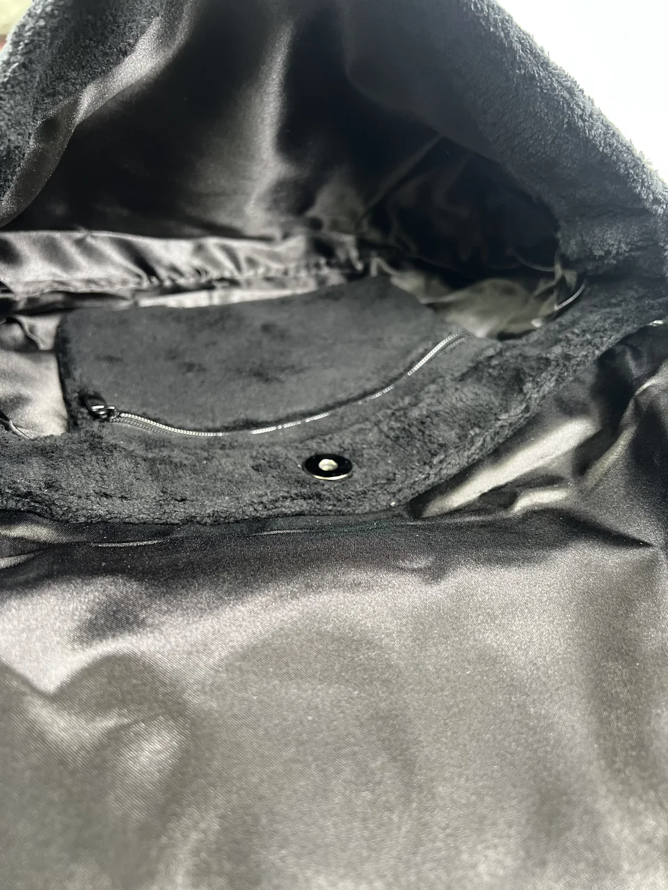 CHANEL SHOULDER BAG view 8