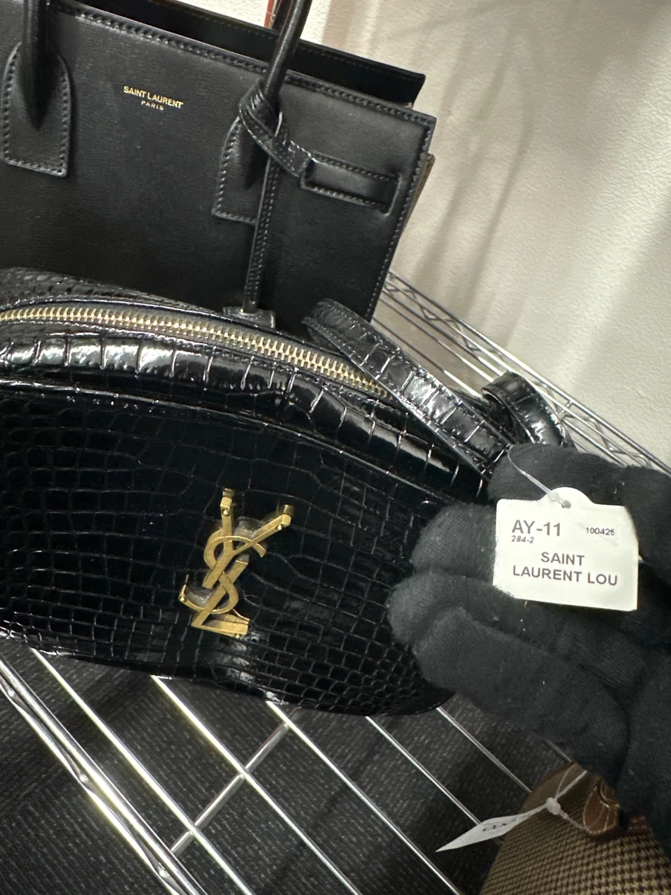 AY-11 284-2 SAINT LAURENT LOU view 3
