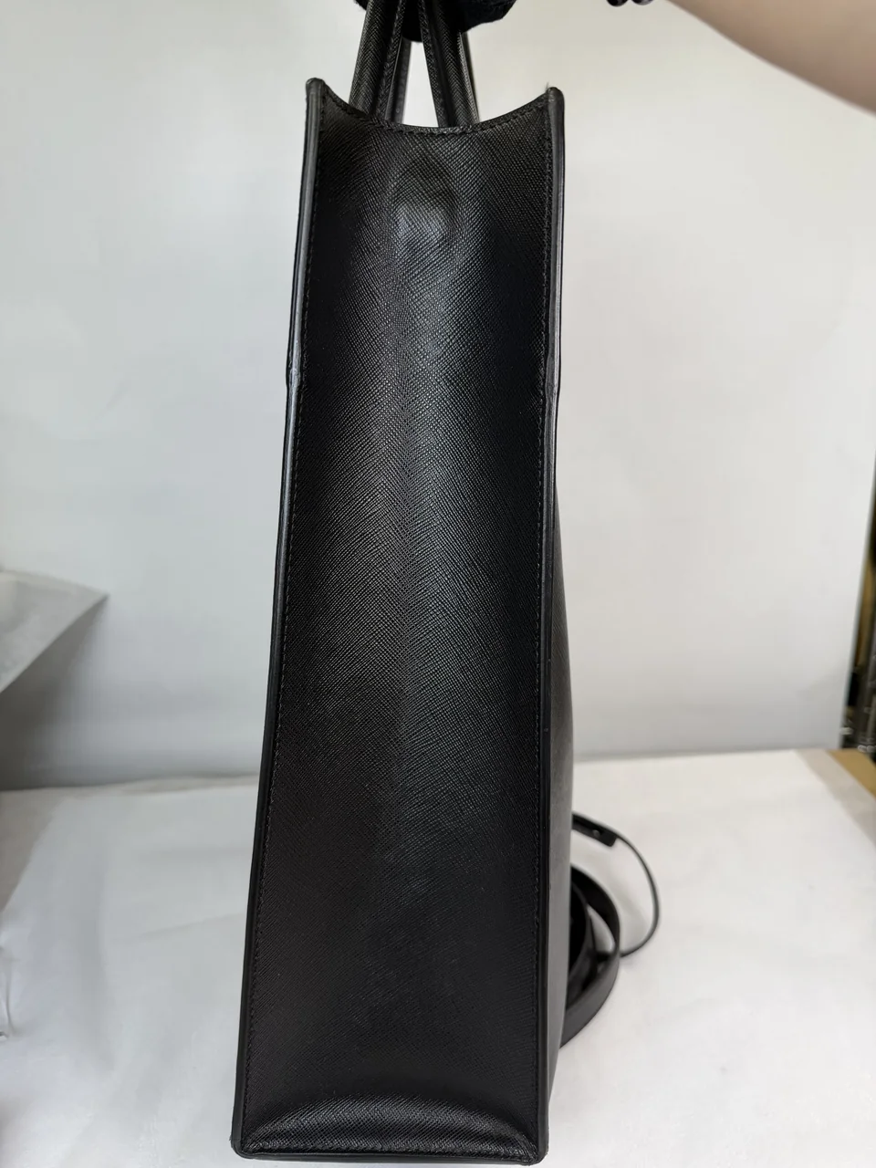PRADA SAFFIANO TOTE BAG (BLACK) view 4