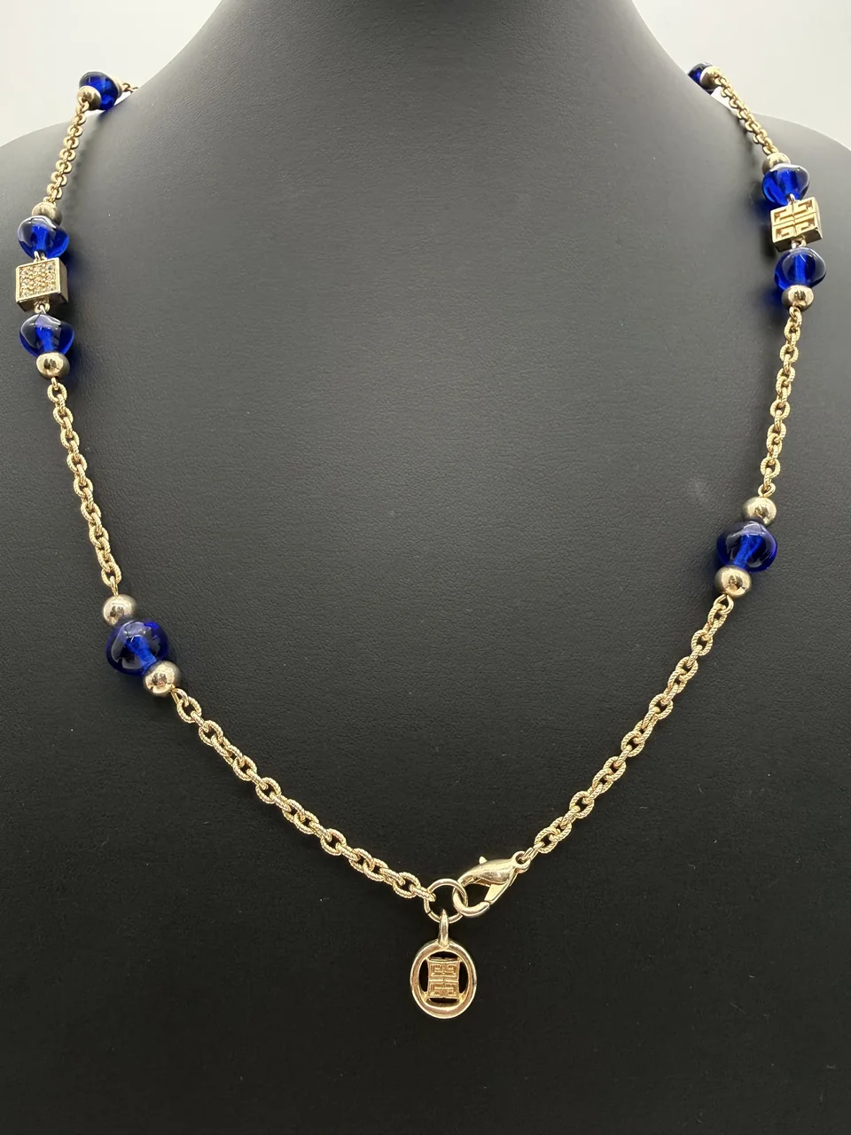 GIVENCHY NECKLACE view 4